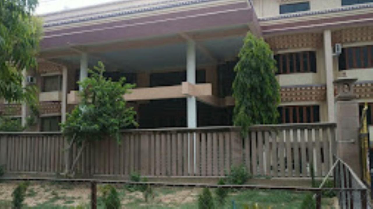 Hotel Mahayana Бодх-Гая Экстерьер фото